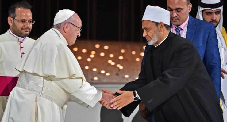 Fraternité humaine et coexistence commune : plaidoyer du pape François aux Émirats Arabes Unis